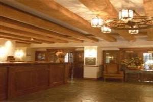 Hotel Country Inn & Suites