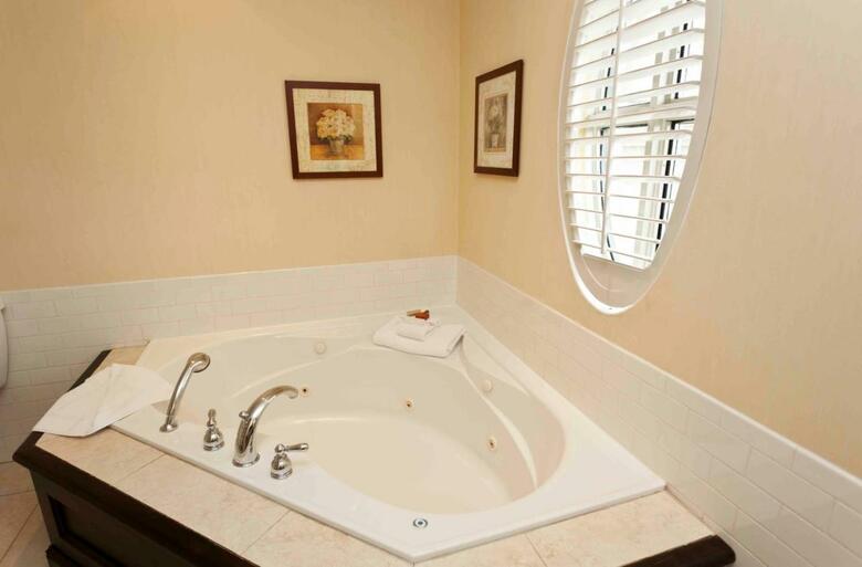 Le St-martin Hotel & Suites (.)