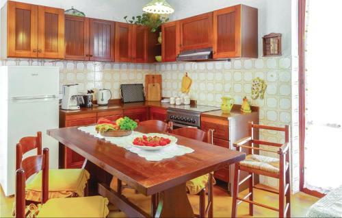 Holiday Home Villa Il Cedro 03