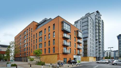 Railway Terrace Apartments By Esa