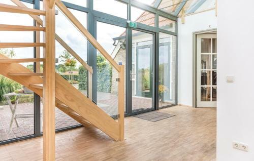 Holiday Home De Turfhoeke 04