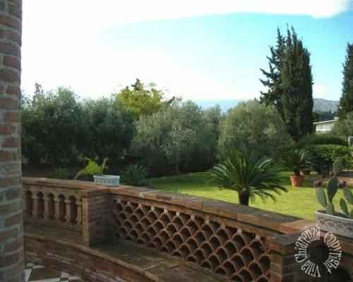 Bed & Breakfast Villa Chiarenza Maison D'hotes