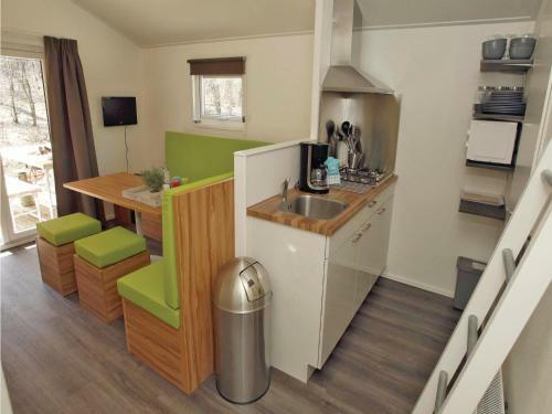 Holiday Home Thijmse Berg 06