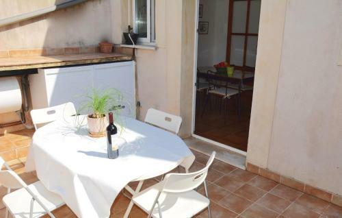 Holiday Home Soller With A Fireplace 09