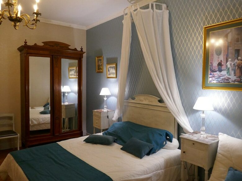 Bed & Breakfast Manoir De Tireveste