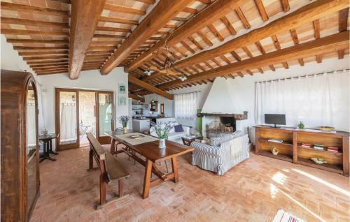 Holiday Home Castello Di Petroro 07