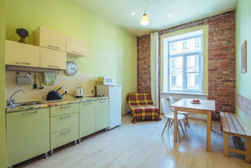 Apple Paradise Apartments