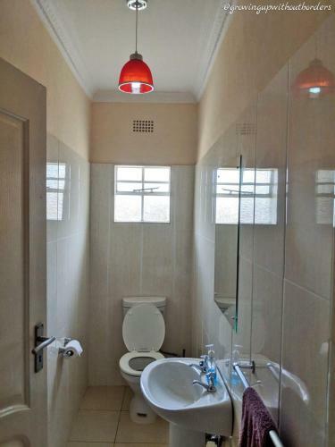 Hostal Home Up Guest House