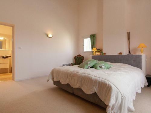 Villa La Haute Preze 47 I