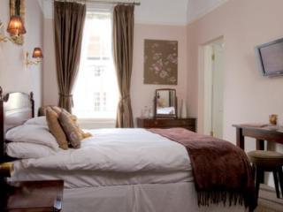 Hotel The George