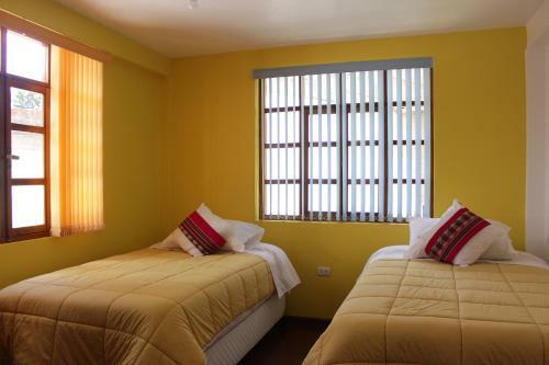 Hostal Alojamiento El Amanecer "el Patzawararin"