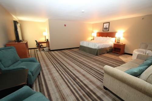 Hotel Bowman Lodge & Convention Center