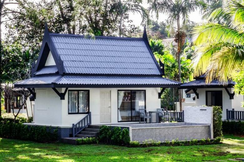 Hotel Khao Lak Emerald Beach Resort & Spa