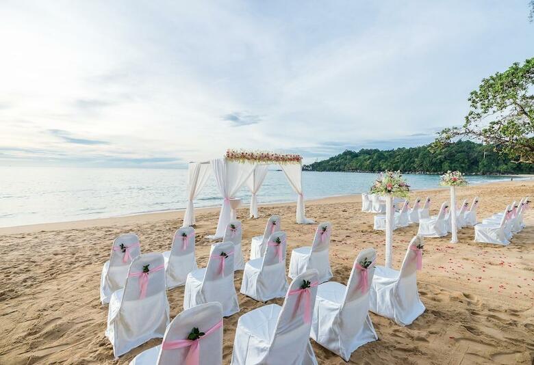 Hotel Khao Lak Emerald Beach Resort & Spa