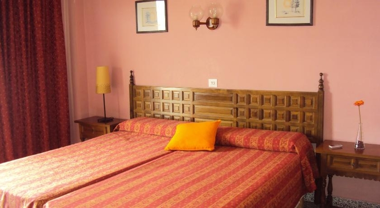 Sur Beach Hotel
