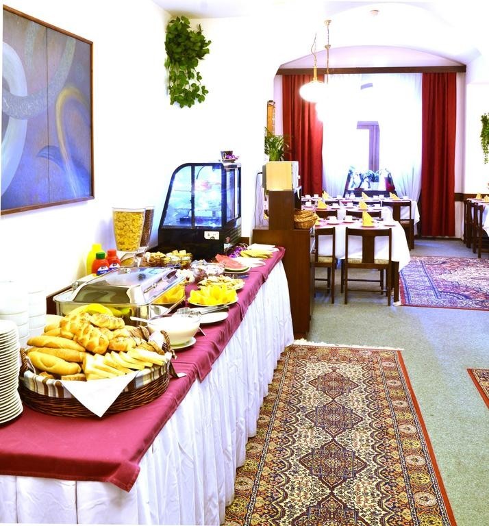 Hotel Ostas
