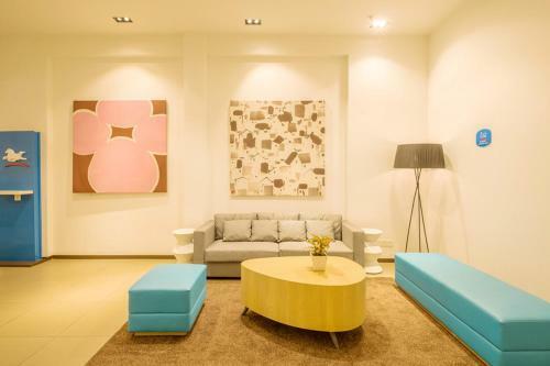 Hotel Hanting Express Chongqing Rongchang Pedestrain