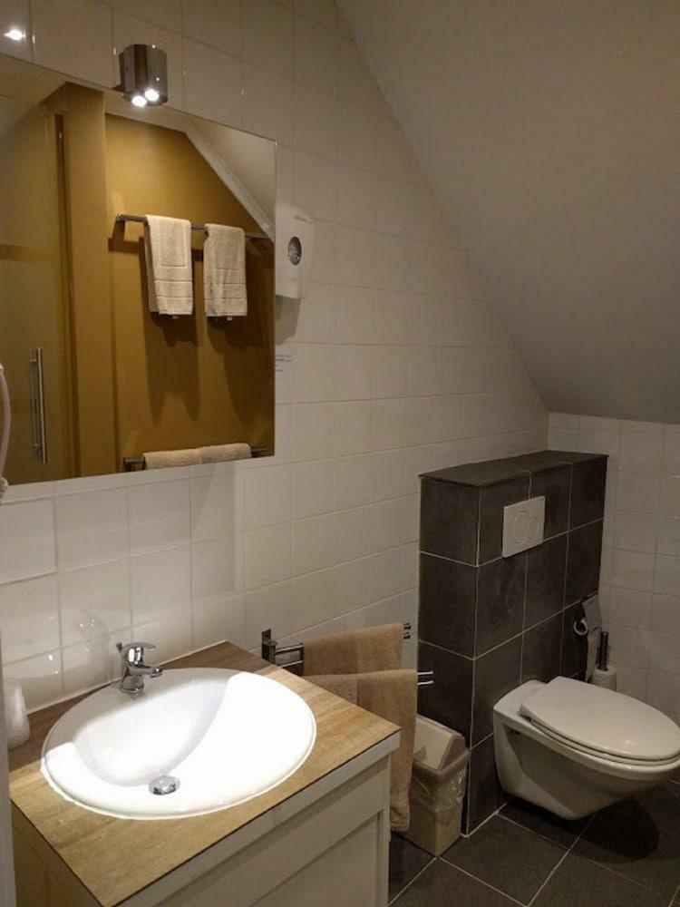 Canalview Hotel Ter Reien