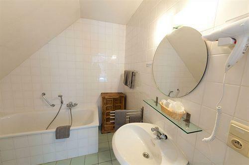 Canalview Hotel Ter Reien