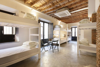 Lemonrock Hostel