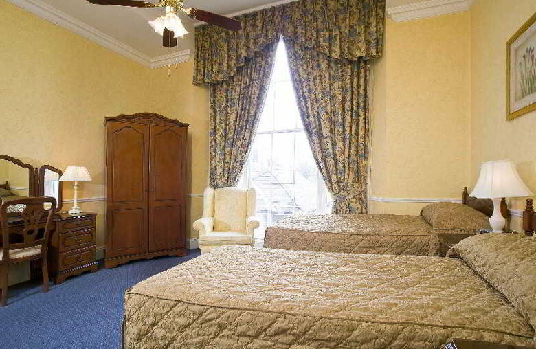 Hotel Harrington Hall