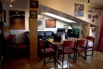 Adam Hotel