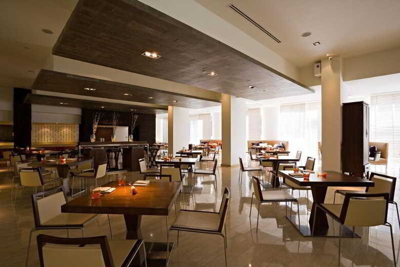 Hotel Dusitd2 Chiang Mai