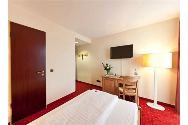 Hotel Madison Novum Dusseldorf City Centre