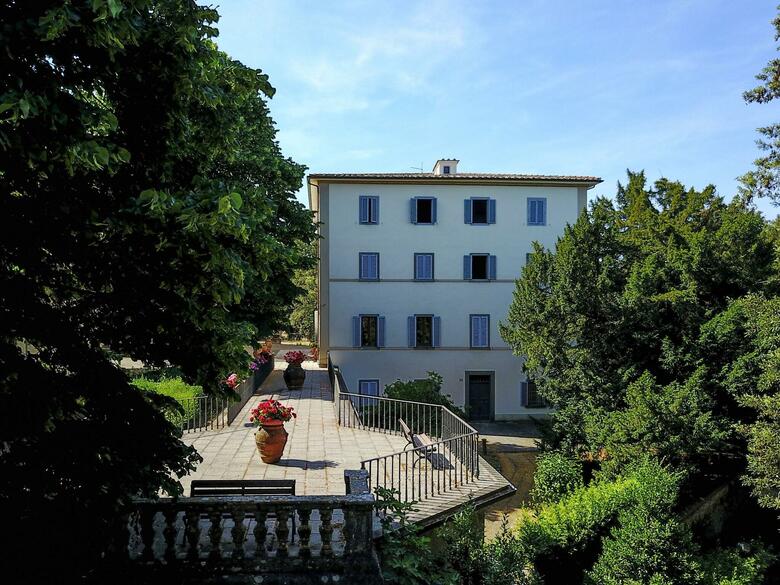 Hotel Villa Montarioso