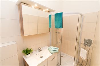 Checkvienna - Apartment Diefenbachgasse