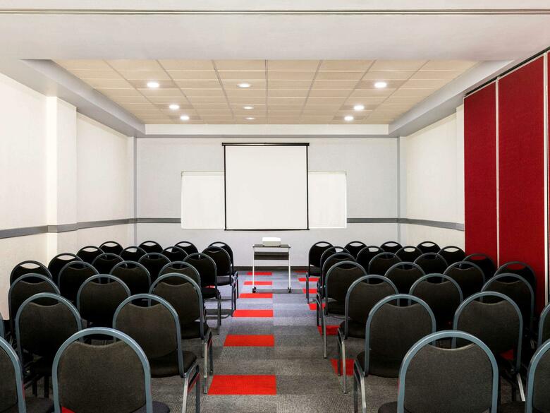 Hotel Ibis Guadalajara Expo