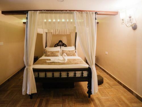 Casa Menezes - The Goan Heritage Homestay