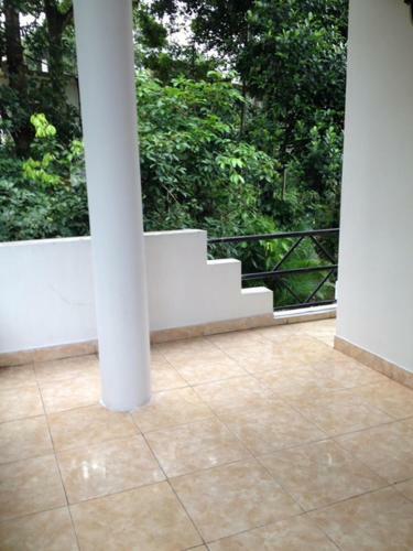 Uyan Apartment