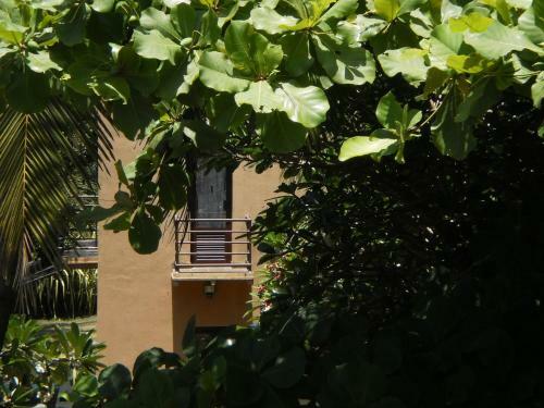 Sri Beach Bungalows And Villa