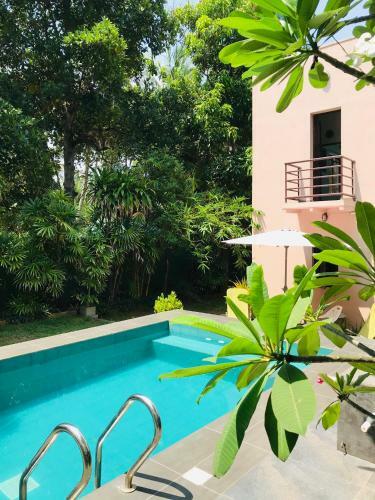 Sri Beach Bungalows And Villa