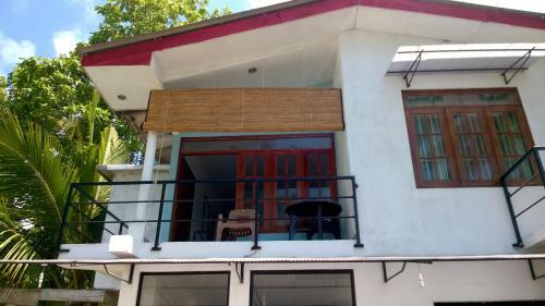 Hotel Polhena Coral Reef Resort
