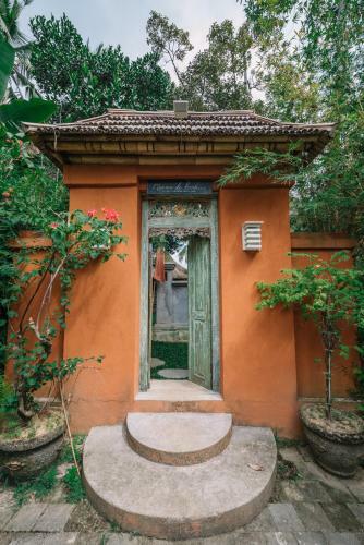 Hostal La Maison Du Bonheur Bersila