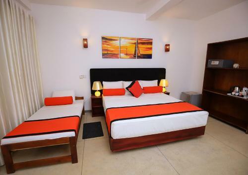 Bed & Breakfast Celestial Inn