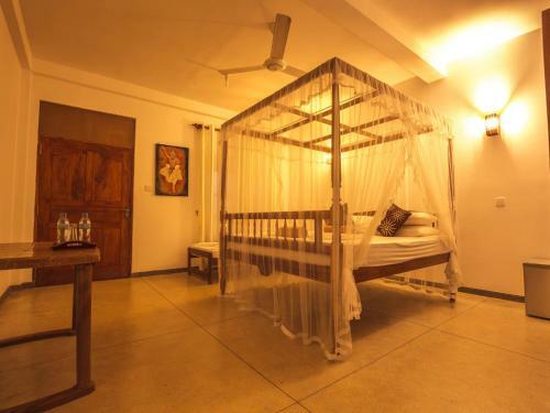 Bed & Breakfast Celestial Inn