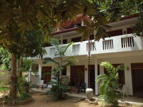 Bed & Breakfast Celestial Inn