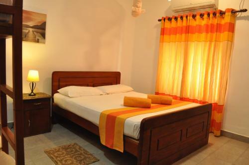 Hostal Dions Guest House