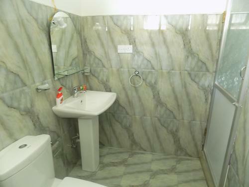 Hostal Alexandra Family Villa