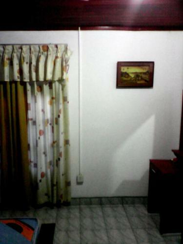 Hostal L.l.p. Guest House