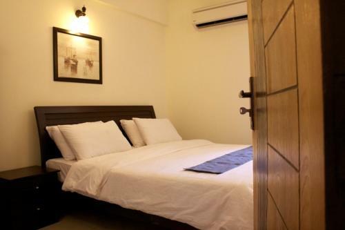 Mariners Base Apartments