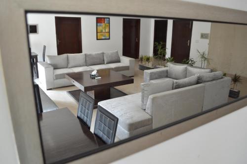 Hotel Intellectual Inn, Bahria Town