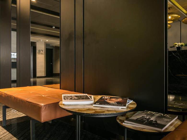 Hotel 81 Opera