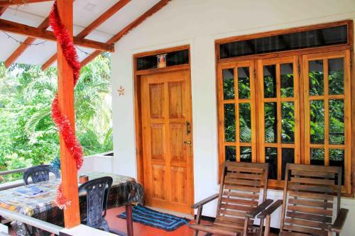Sigiri Tarushan Home Stay