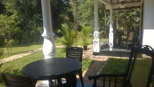 Hotel Sigiri Holiday Home