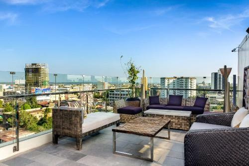 Hotel Azia Suites And Residences