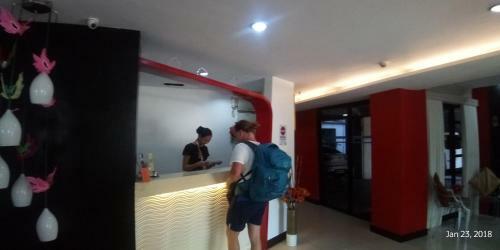 Hotel Travelbee Business Inn